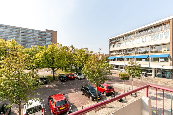 Photo 17 of Van Foreestweg 44