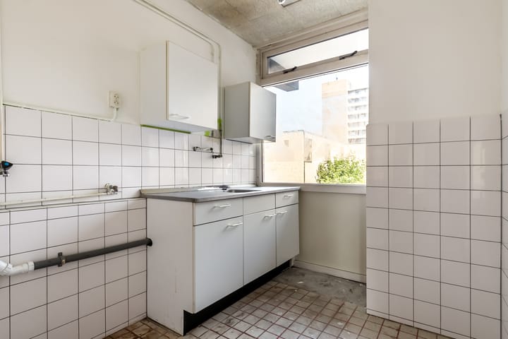 Photo 20 of Van Foreestweg 44