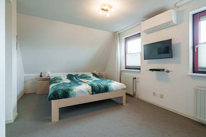 Foto 16 van Lodewijk van Deysselhove 9