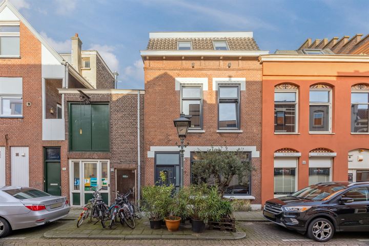 View photo 9 of Harmoniestraat 27-A