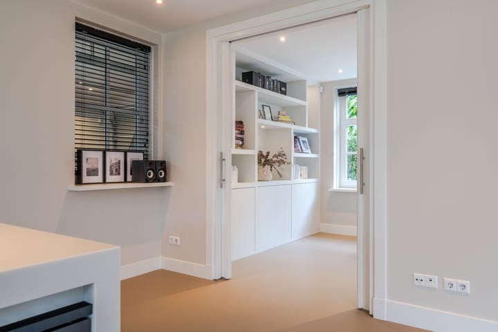 Foto 9 van Loostraat 123