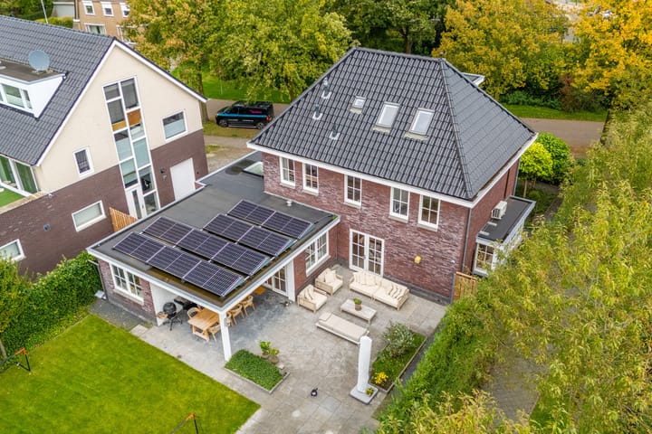 Foto 25 van Loostraat 123