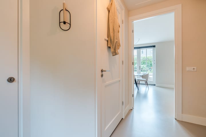 Foto 29 van Loostraat 123