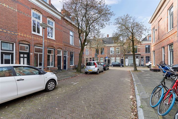 Bekijk foto 32 van Hendrikstraat 3