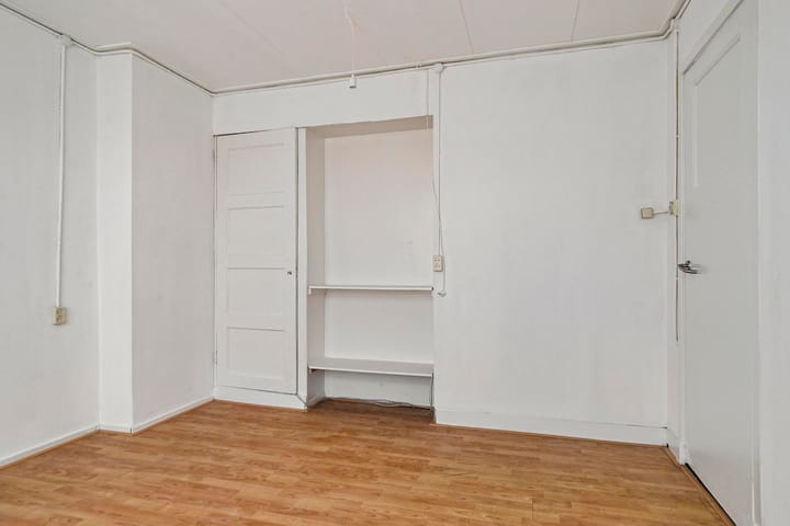 Foto 22 van van Sytzamastraat 23