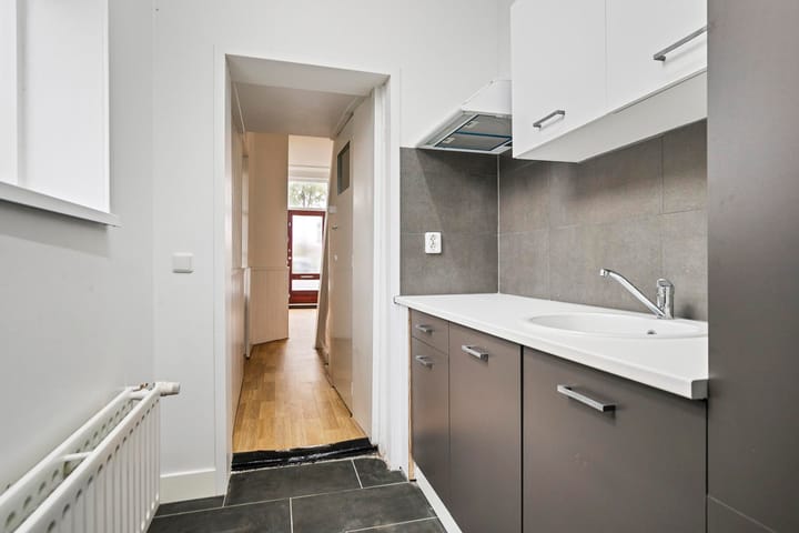 Foto 14 van van Sytzamastraat 23