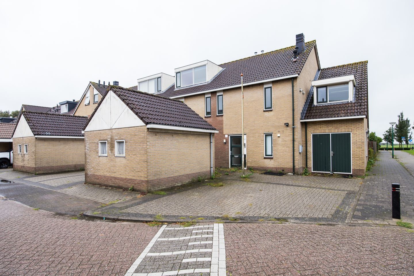 Foto 4 van Plevier 81