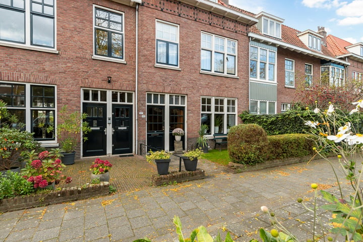 Bekijk foto 3 van Reeweg Oost 215