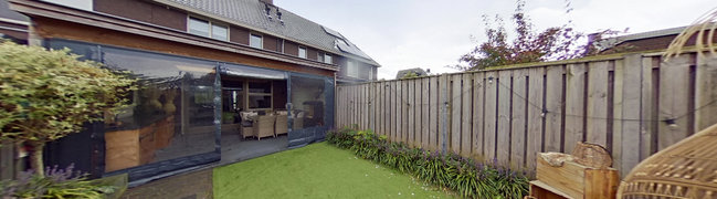 View 360° photo of Achtertuin of Den Uylstraat 29