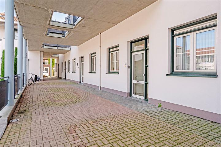 View photo 1 of Wervelstraat 36