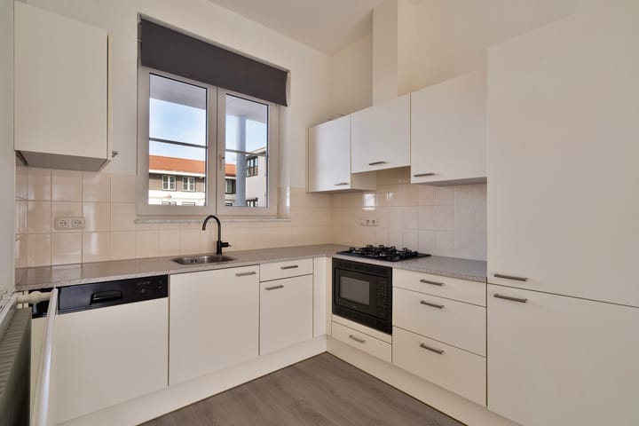 Foto 15 van Wervelstraat 36