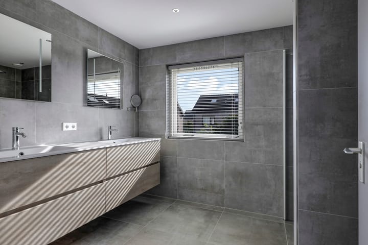 Foto 3 van Schweitzerpark 7