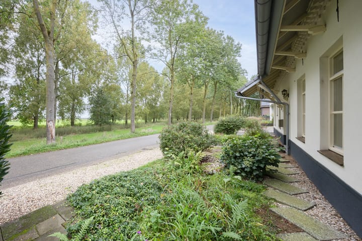 Foto 5 van Oeveren 38