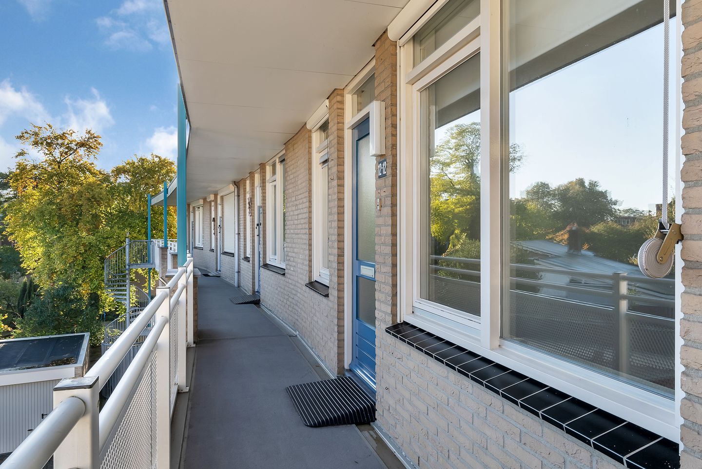 Foto 19 van Jacob van Houtestraat 12-12