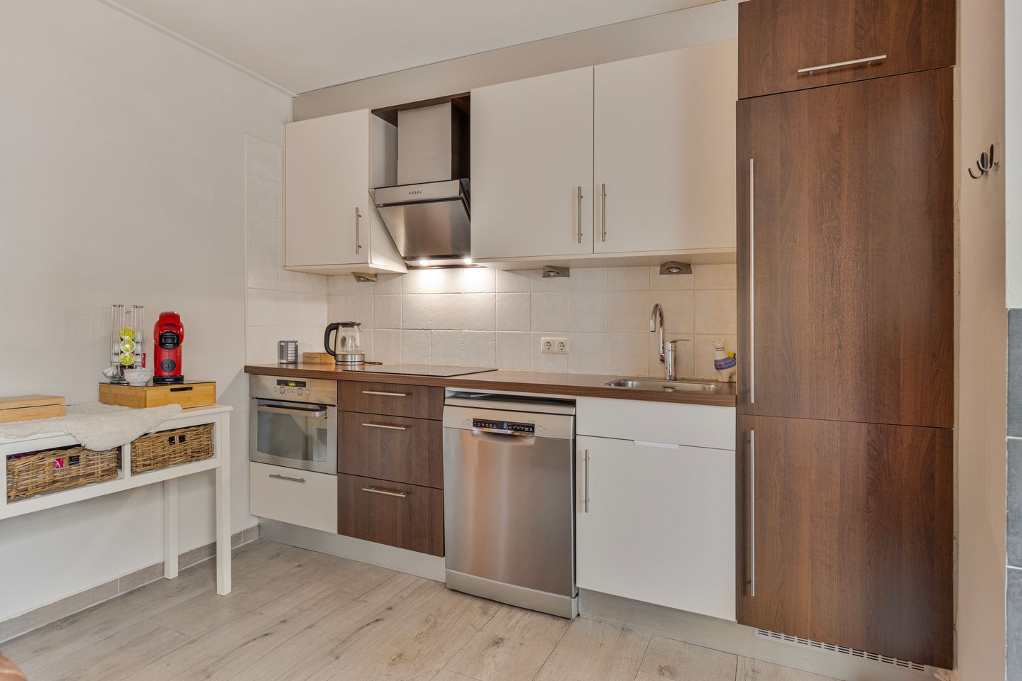 Photo 10 of Van Alkemadestraat 38