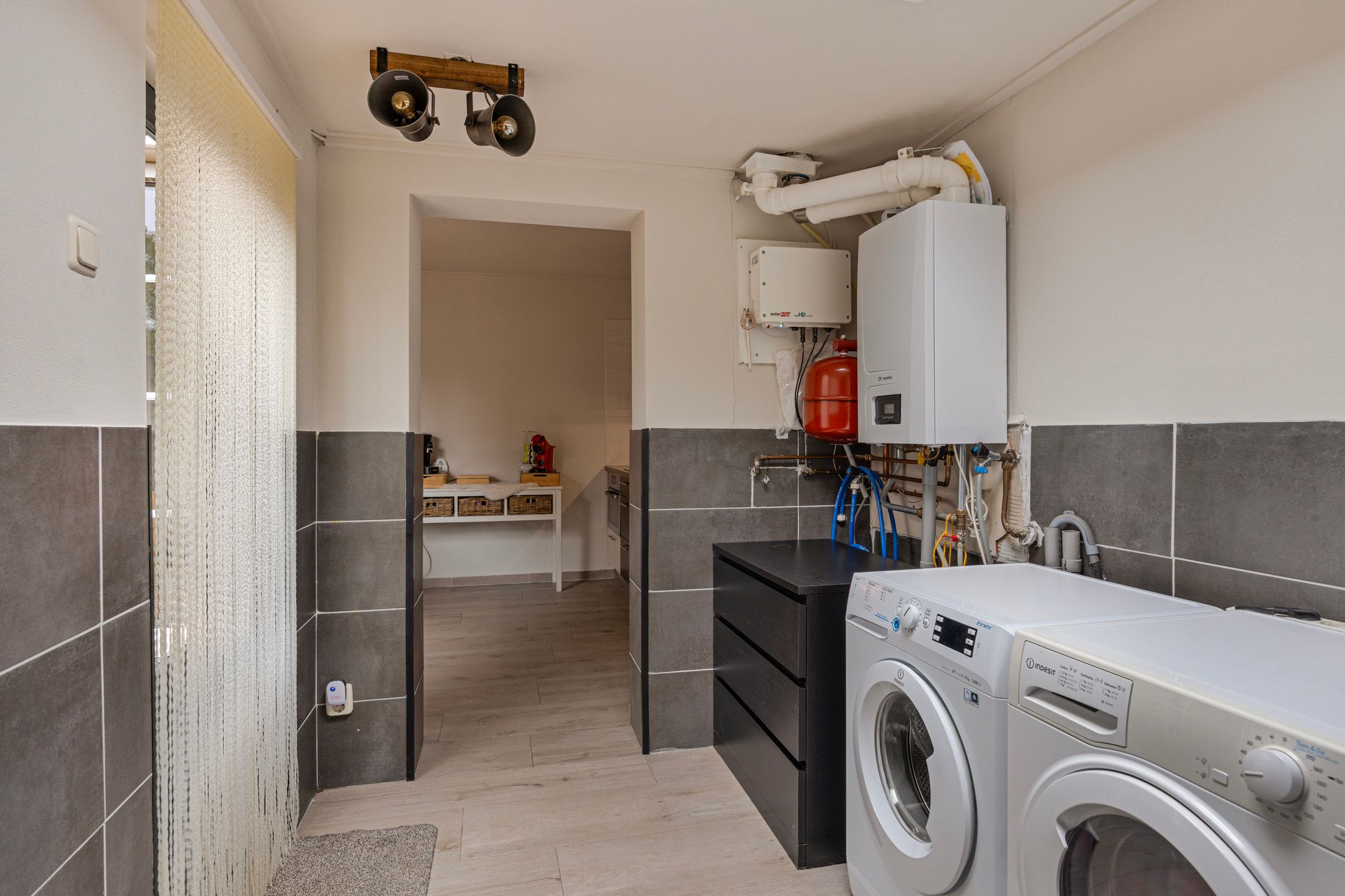 Photo 15 of Van Alkemadestraat 38