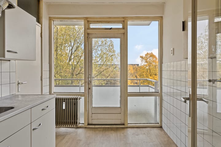 Foto 9 van Van der Helmstraat 436