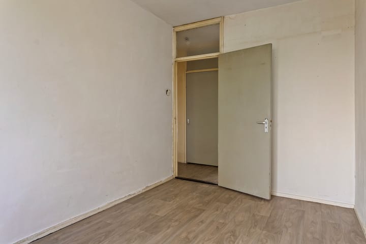 Foto 14 van Van der Helmstraat 436