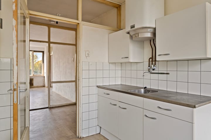 Foto 10 van Van der Helmstraat 436