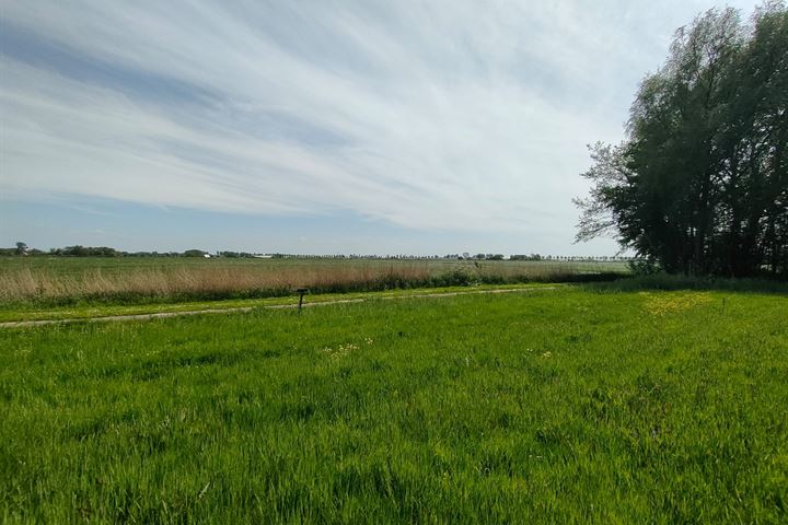 Bekijk foto 7 van Kerkepad