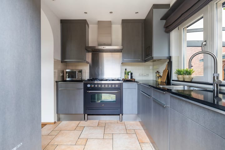 Foto 16 van 1e Brandenburgerweg 99