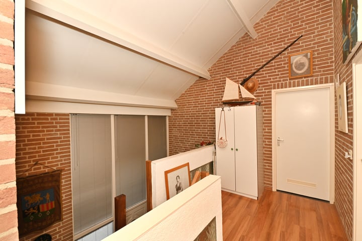 Bekijk foto 19 van Bremstraat 1