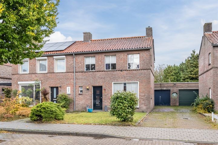 Prof.Dr. J.E. de Quaystraat 14