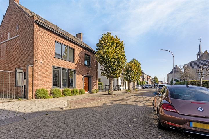 Bekijk foto 43 van Grotestraat 19