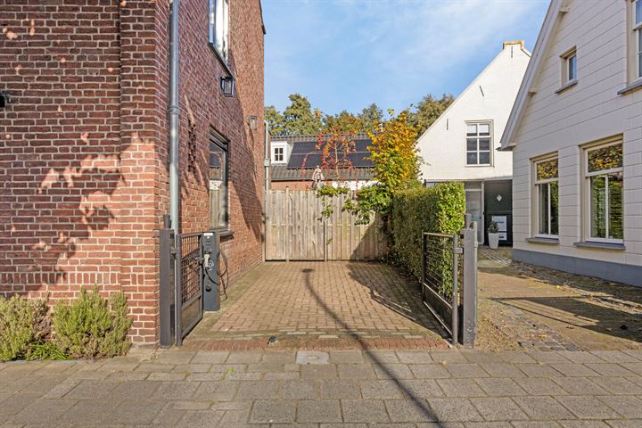 View photo 46 of Grotestraat 19