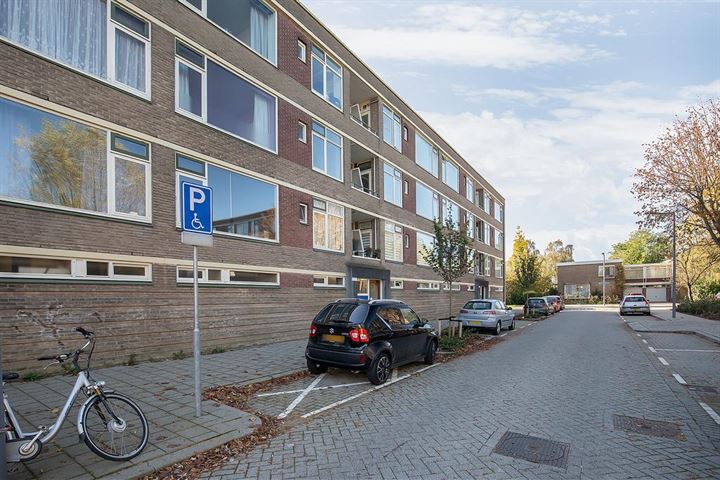 Bekijk foto 24 van Georg Hegelstraat 71