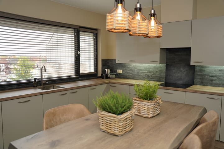 Foto 15 van Destombestraat 5-021