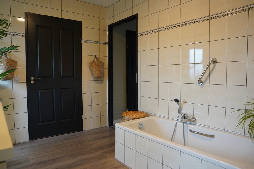 Foto 28 van Destombestraat 5-021