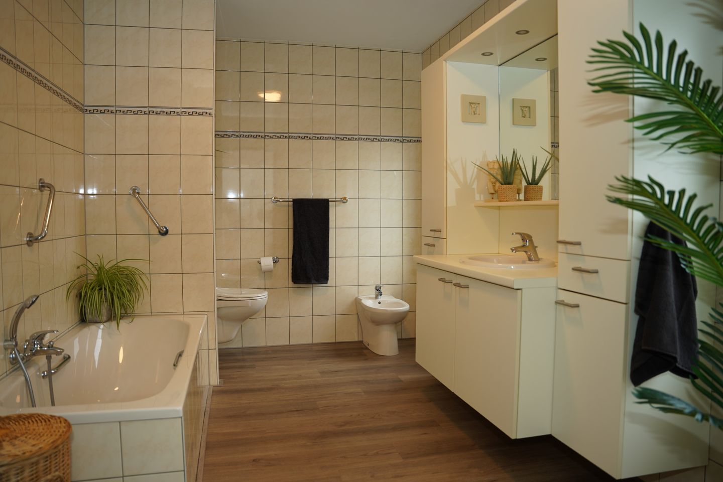 Foto 29 van Destombestraat 5-021