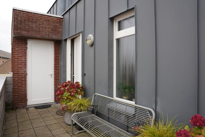 Foto 41 van Destombestraat 5-021