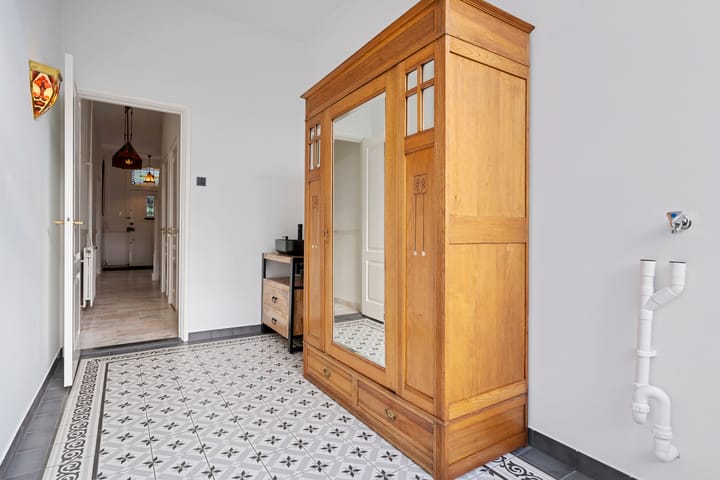 Foto 21 van Van Boetzelaerlaan 10