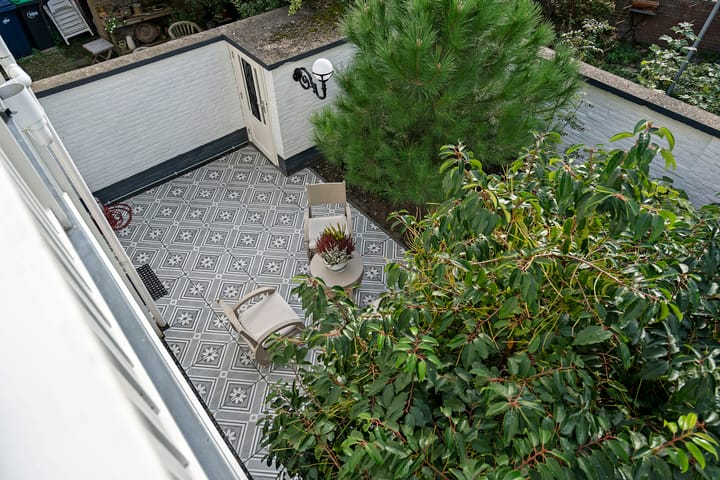 Foto 64 van Van Boetzelaerlaan 10