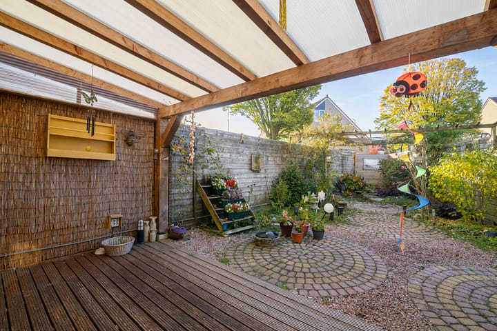 Foto 38 van Holdingastate 79