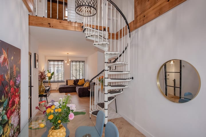 Foto 18 van Van Ruysbroekstraat 119