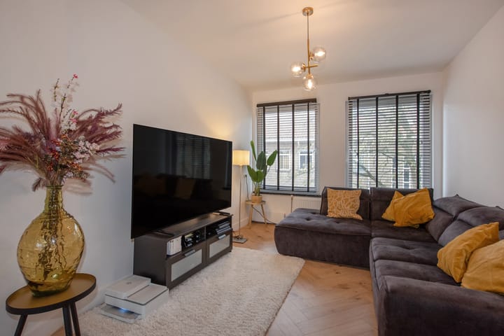 Foto 13 van Van Ruysbroekstraat 119