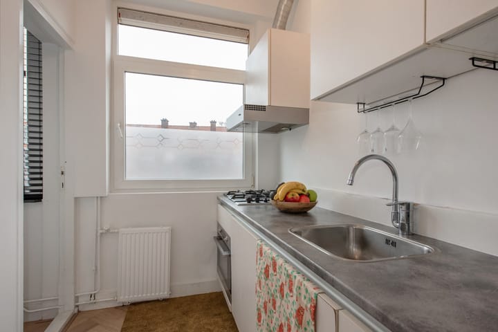 Foto 15 van Van Ruysbroekstraat 119