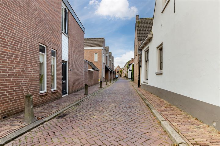 View photo 46 of Lange Kerkstraat 6