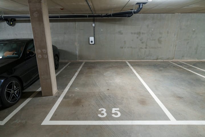 Photo 39 of San Marinostraat 57