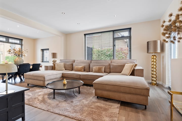 Foto 18 van Molenstraat 6