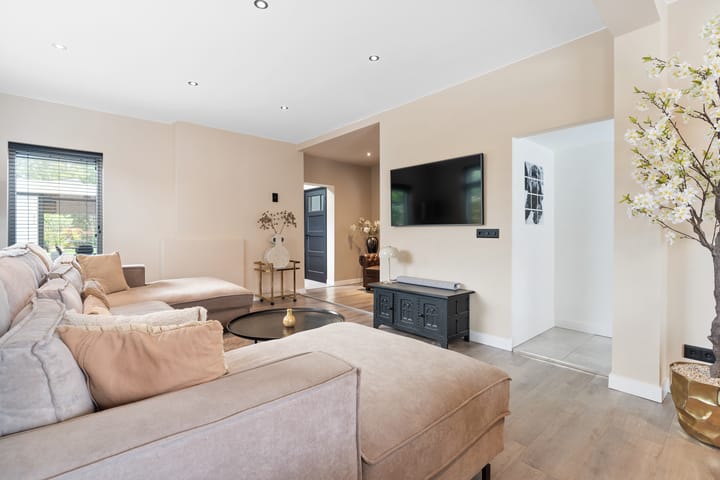 Foto 22 van Molenstraat 6