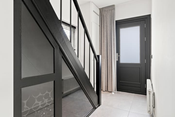 Foto 31 van Molenstraat 6