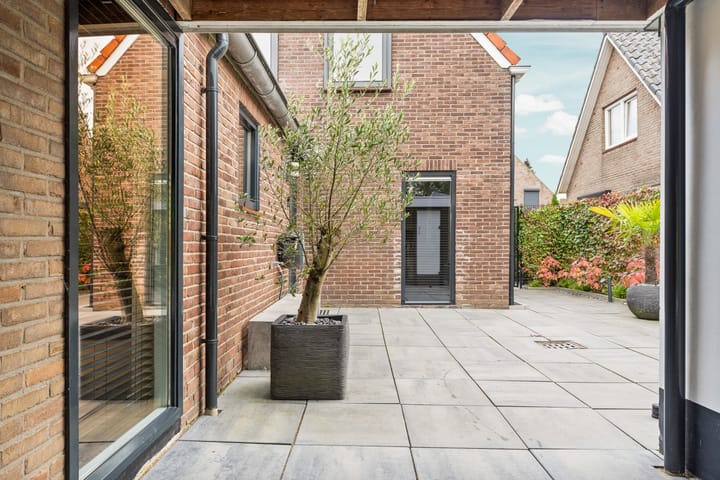 Foto 51 van Molenstraat 6