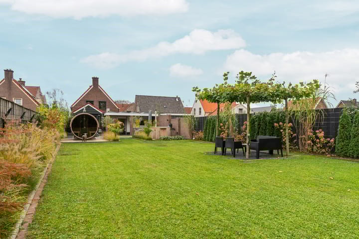 Foto 64 van Molenstraat 6