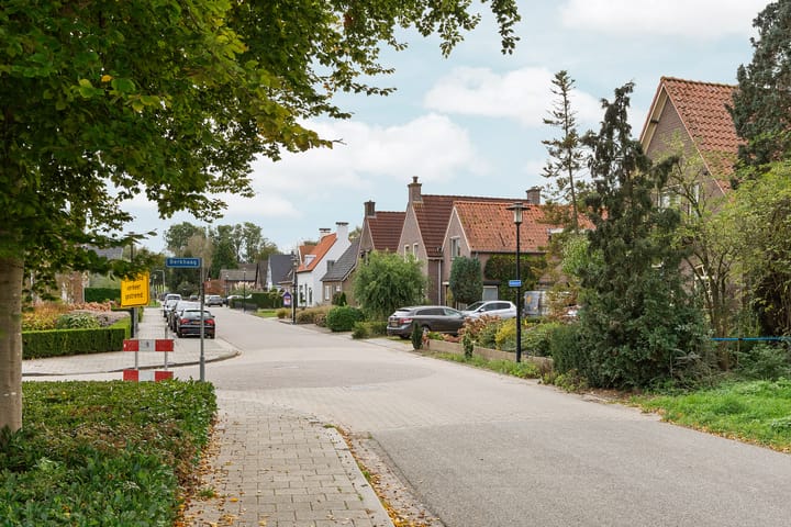 Foto 68 van Molenstraat 6