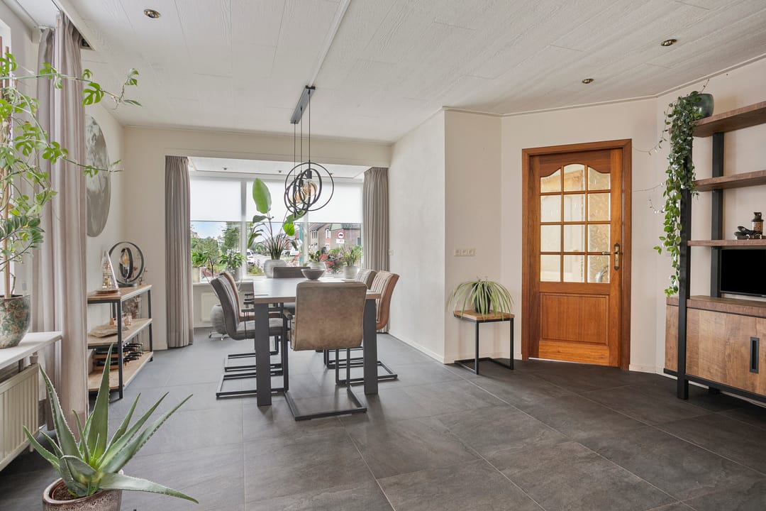 Foto 11 van Hoogeindsestraat 12