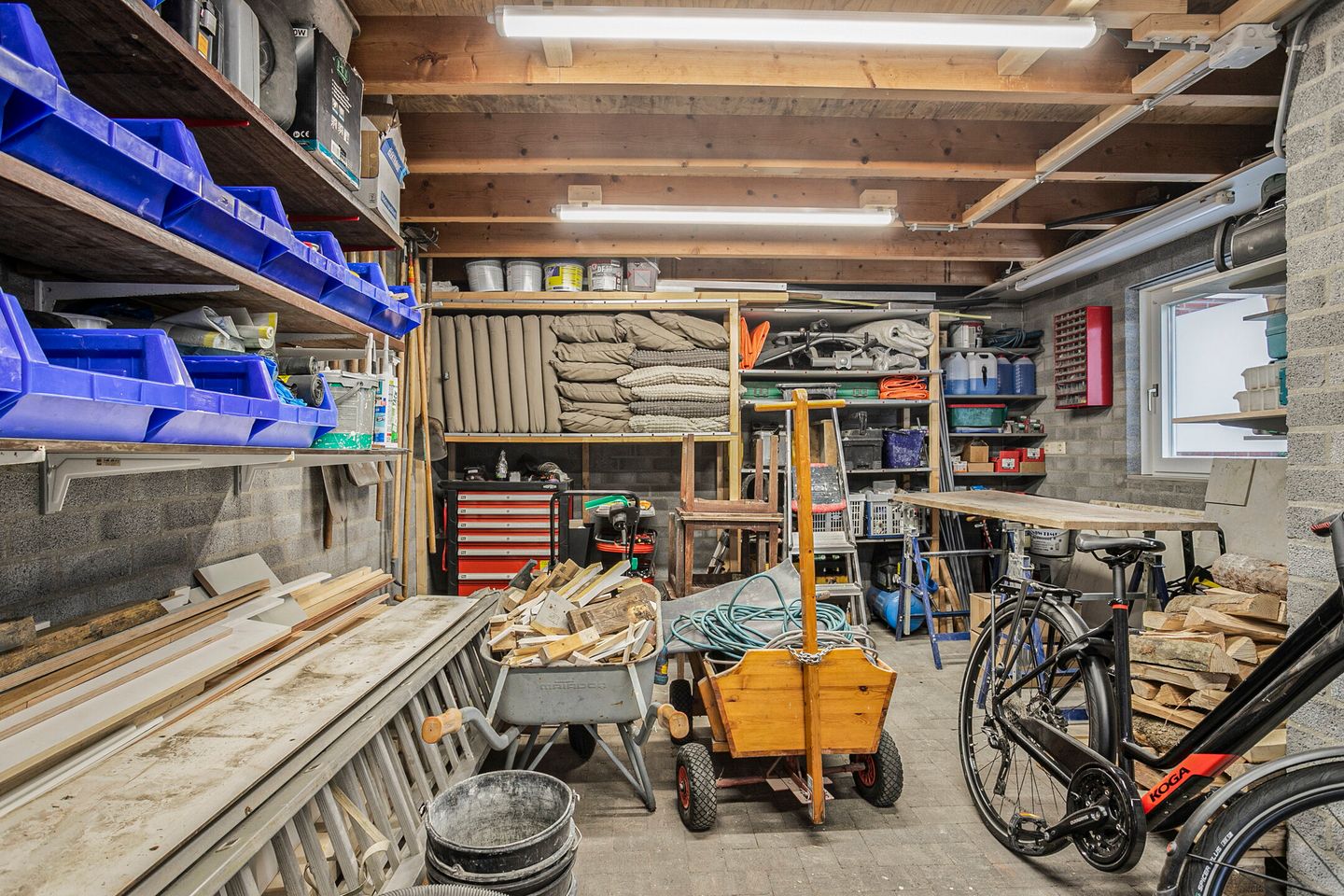 Foto 40 van Hoogeindsestraat 12